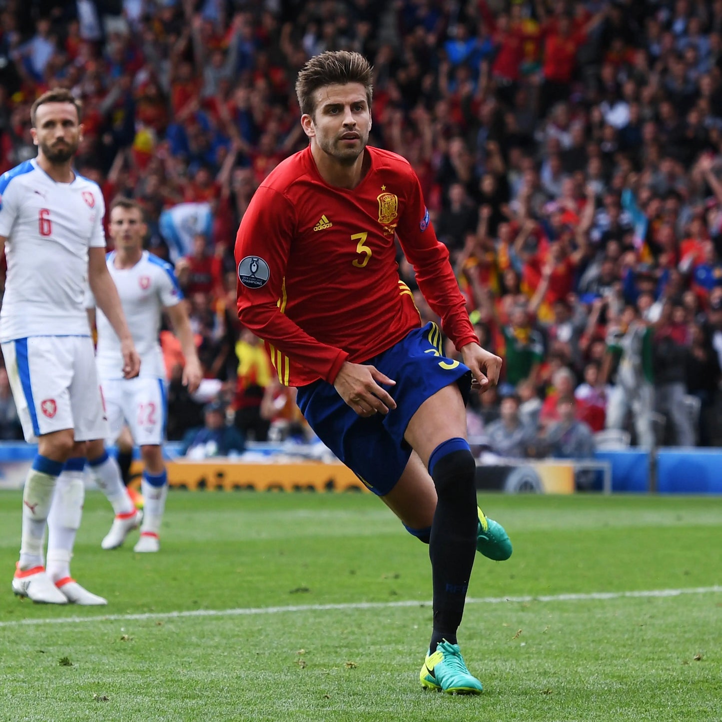 Patchs Thermocollants Espagne UEFA Euro 2016 Flock Haute Qualité Patchattaq